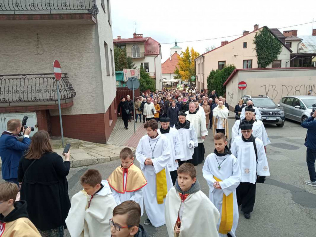 Podniosła uroczystość w Staszowie. Jan Paweł II został patronem miasta [zdjęcia]