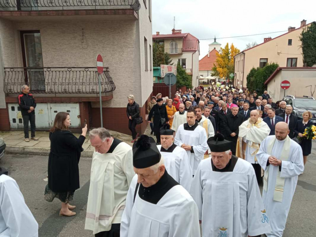 Podniosła uroczystość w Staszowie. Jan Paweł II został patronem miasta [zdjęcia]