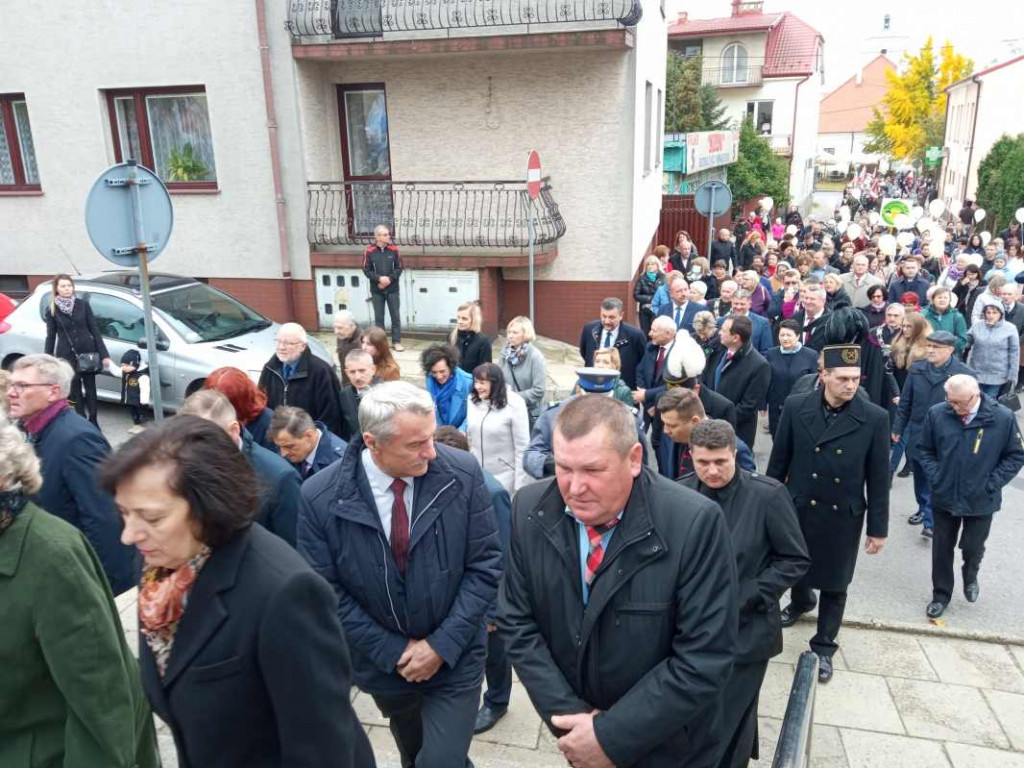 Podniosła uroczystość w Staszowie. Jan Paweł II został patronem miasta [zdjęcia]