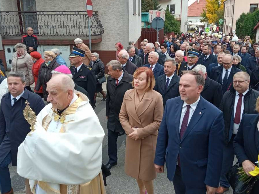 Podniosła uroczystość w Staszowie. Jan Paweł II został patronem miasta [zdjęcia]