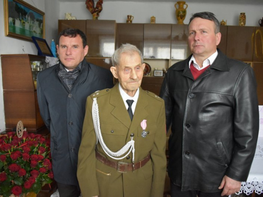 100. urodziny Władysława Harimskiego z gminy Klimontów [zdjęcia]