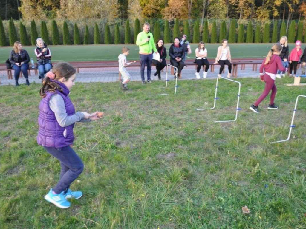 Gm. Połaniec. Sadzili kwiaty, ćwiczyli zumbę i robili zdrową pizzę [zdjęcia]