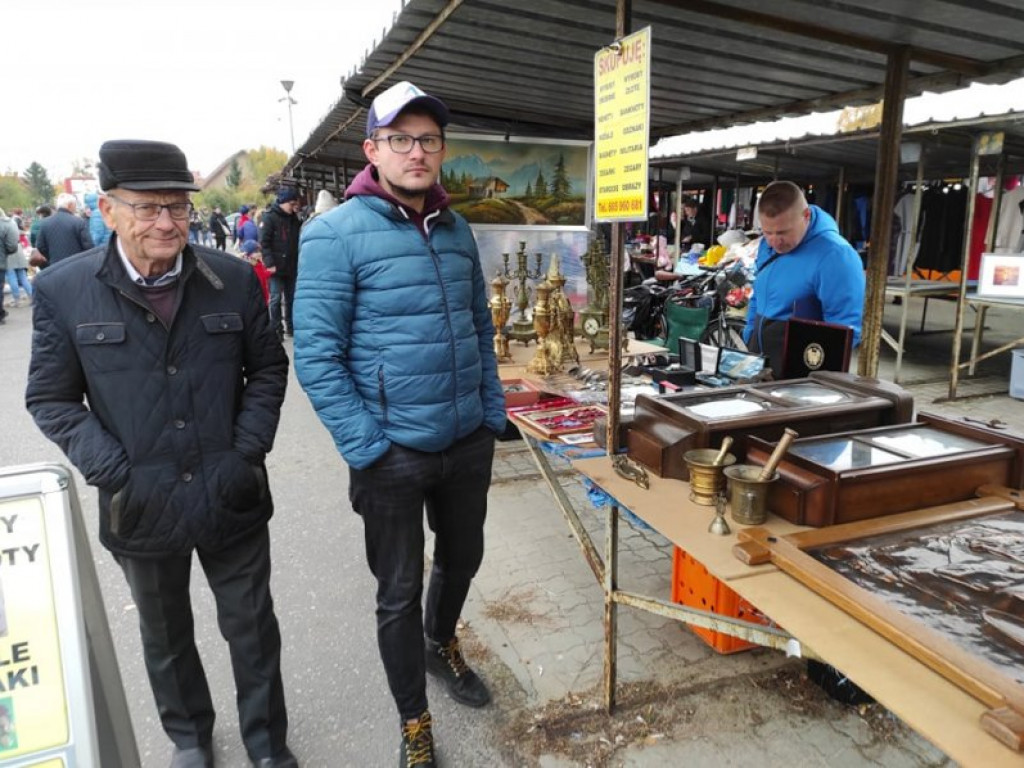 Tłumy na Pchlim Targu w Tarnobrzegu [zdjęcia]