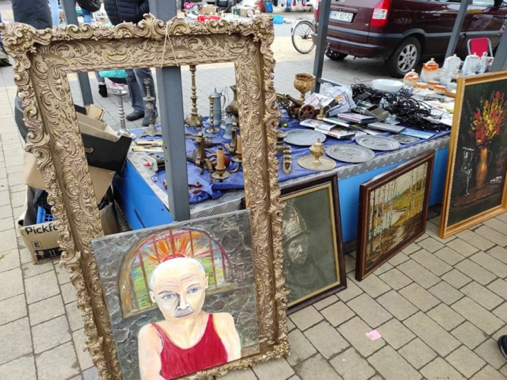 Tłumy na Pchlim Targu w Tarnobrzegu [zdjęcia]