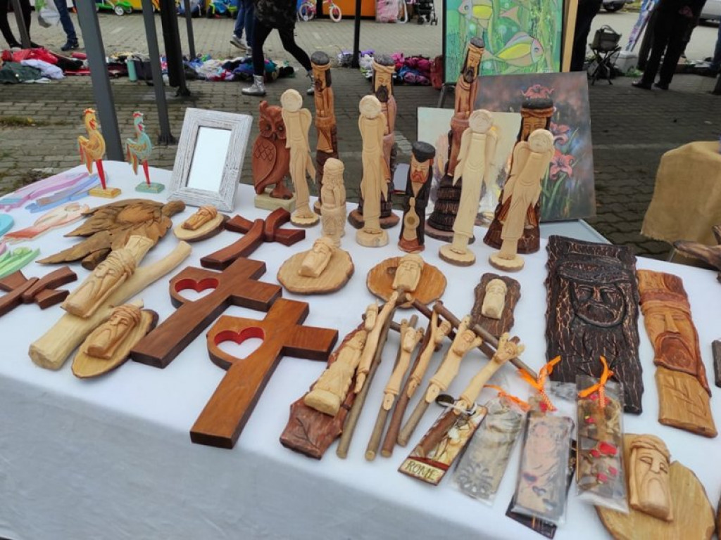 Tłumy na Pchlim Targu w Tarnobrzegu [zdjęcia]