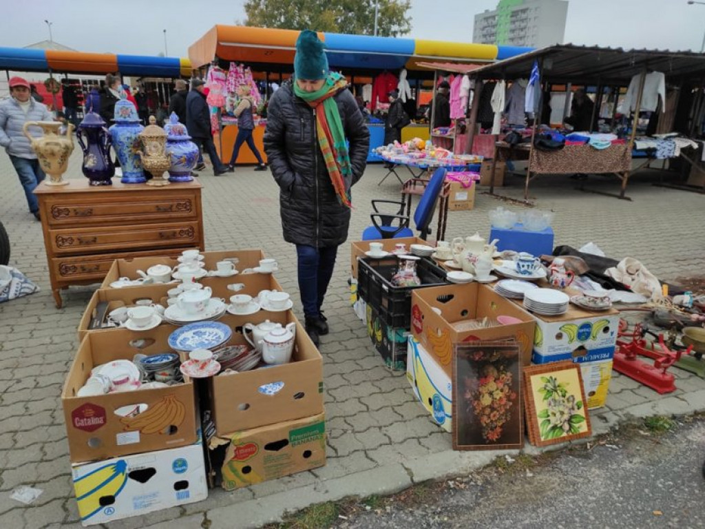 Tłumy na Pchlim Targu w Tarnobrzegu [zdjęcia]