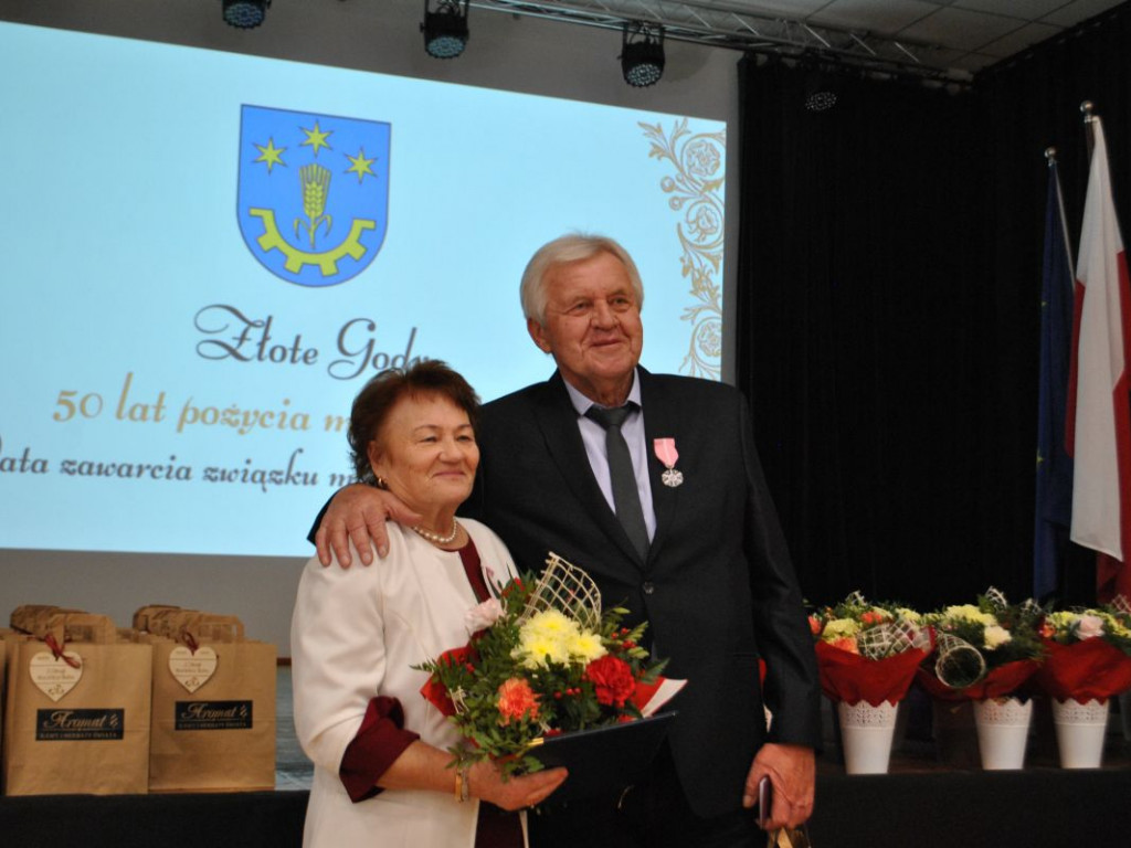 W Gorzycach 52 pary świętowały Złotą, Kryształową i Diamentową Rocznicę Ślubu [zdjęcia]