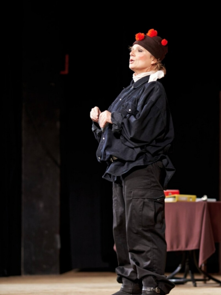 Tarnobrzeg. Gromkie brawa i tłumy na spektaklu Teatru Czwartek w TDK [zdjęcia]
