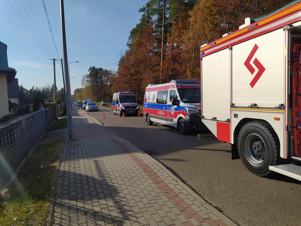 Wypadek w Nowej Dębie, droga zablokowana [zdjęcia]