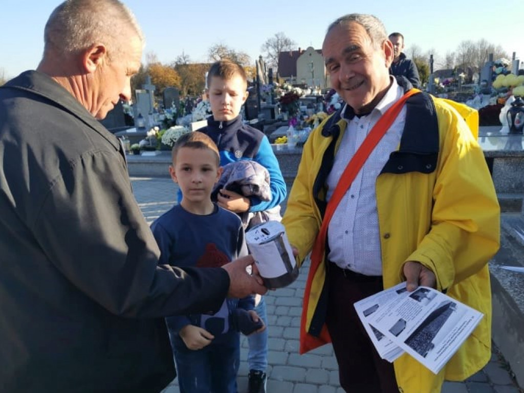 Trwa jubileuszowa kwesta w Szydłowie. Dziś trzeci dzień zbiórki [zdjęcia]