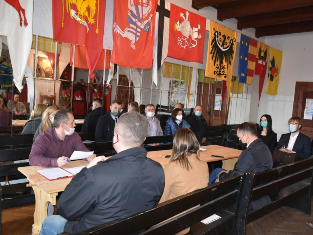Sandomierz. Muzeum jest zainteresowane Kamienicą Oleśnickich. Co z rycerzami?