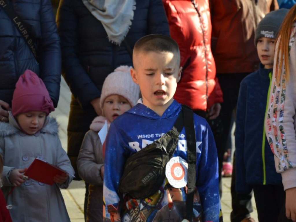 Tarnobrzeg. Dzieci i dorośli pobiegli w parku dzikowskim dla Niepodległej [zdjęcia]