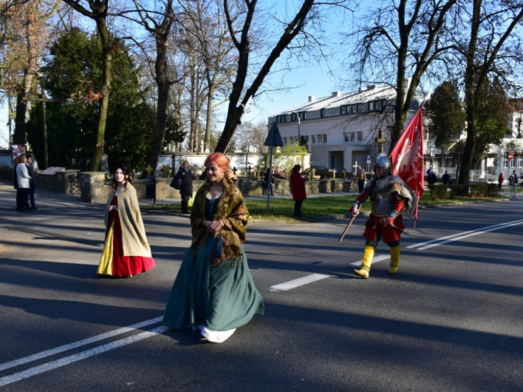 Sandomierz. Obchody Narodowego Święta Niepodległości. W przemówieniach nawiązania do obecnej sytuacji w kraju [zdjęcia]