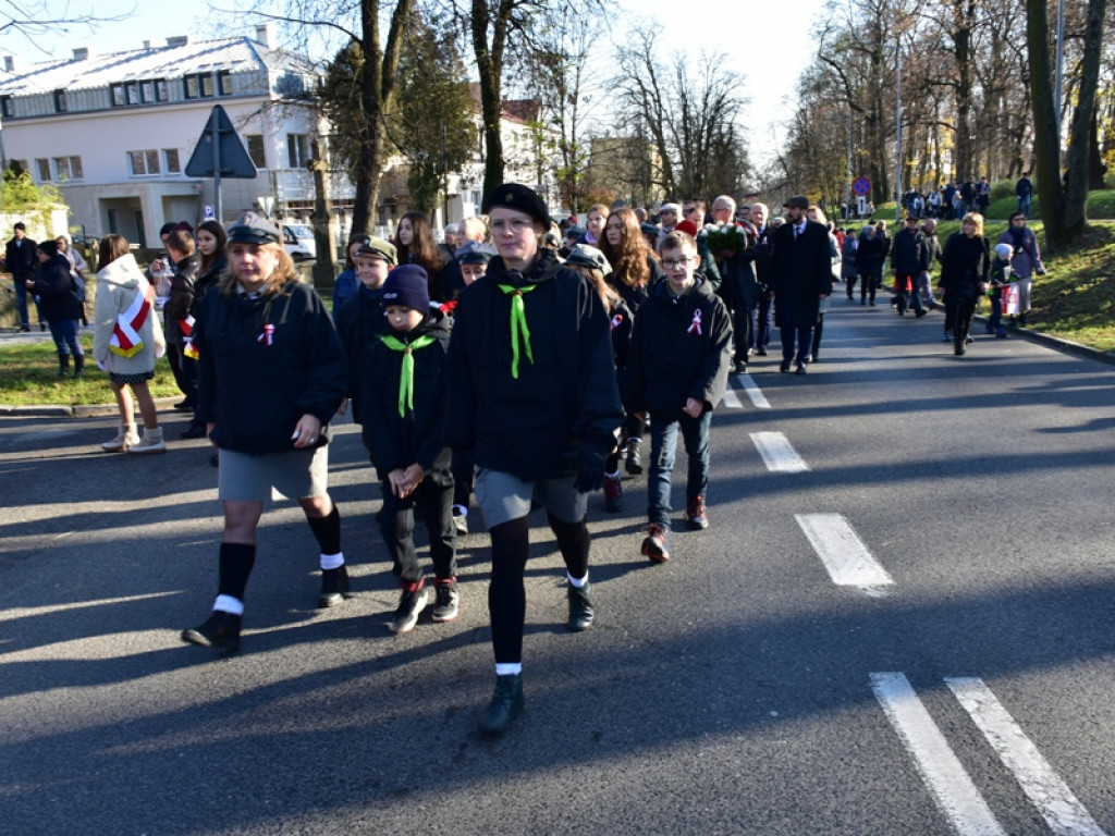 Sandomierz. Obchody Narodowego Święta Niepodległości. W przemówieniach nawiązania do obecnej sytuacji w kraju [zdjęcia]