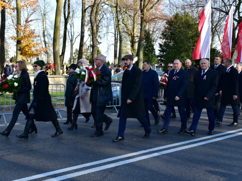Sandomierz. Obchody Narodowego Święta Niepodległości. W przemówieniach nawiązania do obecnej sytuacji w kraju [zdjęcia]