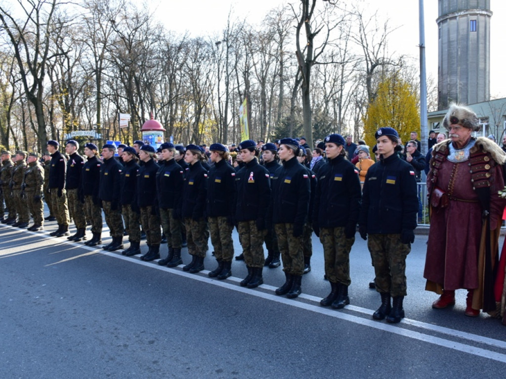 Sandomierz. Obchody Narodowego Święta Niepodległości. W przemówieniach nawiązania do obecnej sytuacji w kraju [zdjęcia]
