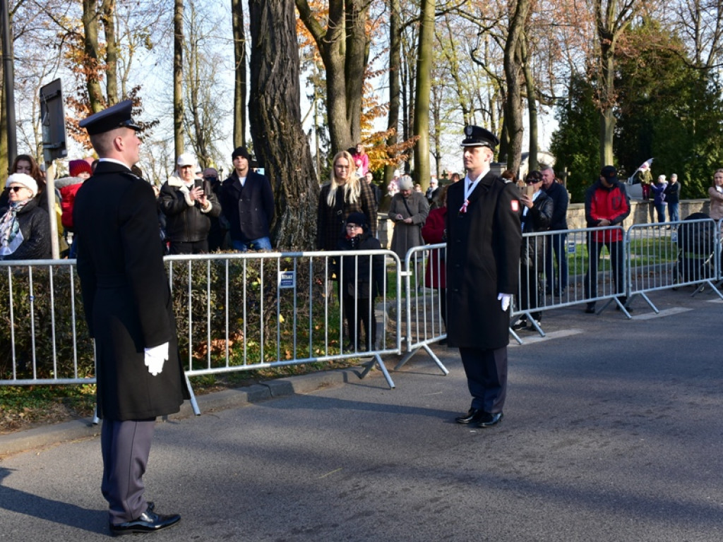Sandomierz. Obchody Narodowego Święta Niepodległości. W przemówieniach nawiązania do obecnej sytuacji w kraju [zdjęcia]