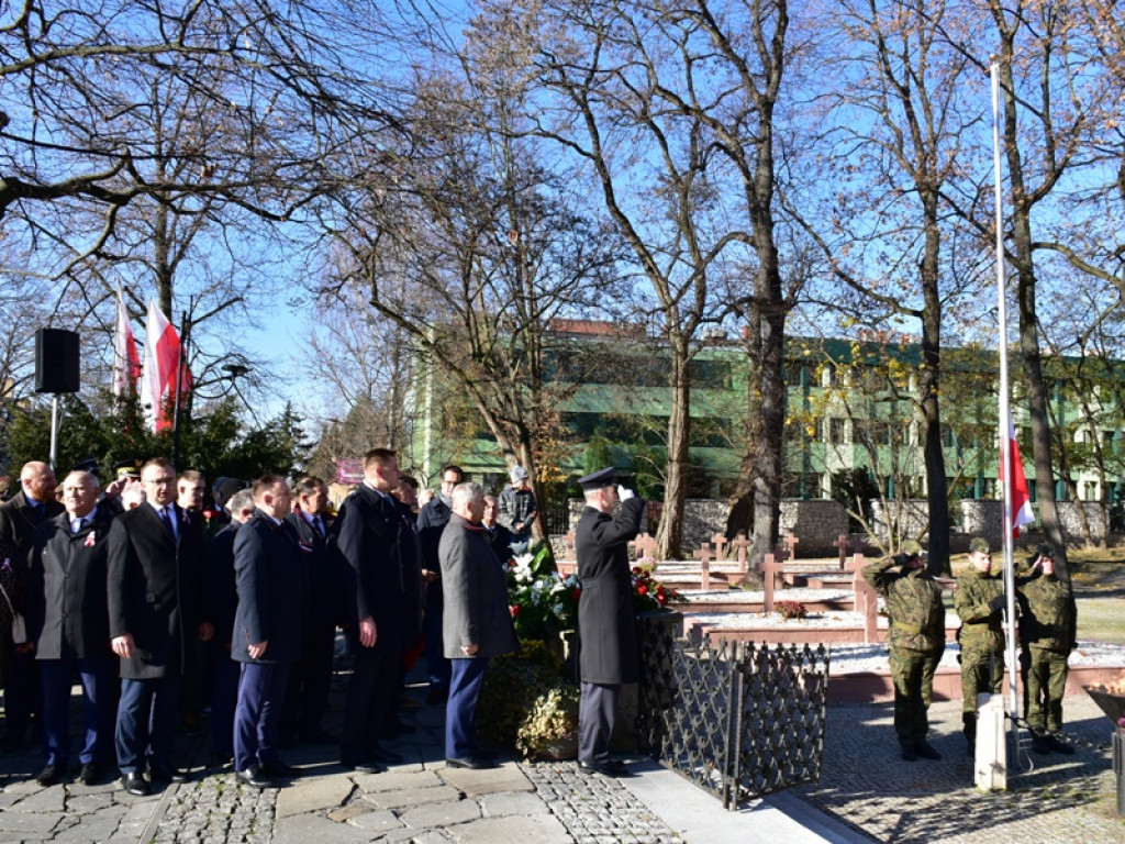 Sandomierz. Obchody Narodowego Święta Niepodległości. W przemówieniach nawiązania do obecnej sytuacji w kraju [zdjęcia]