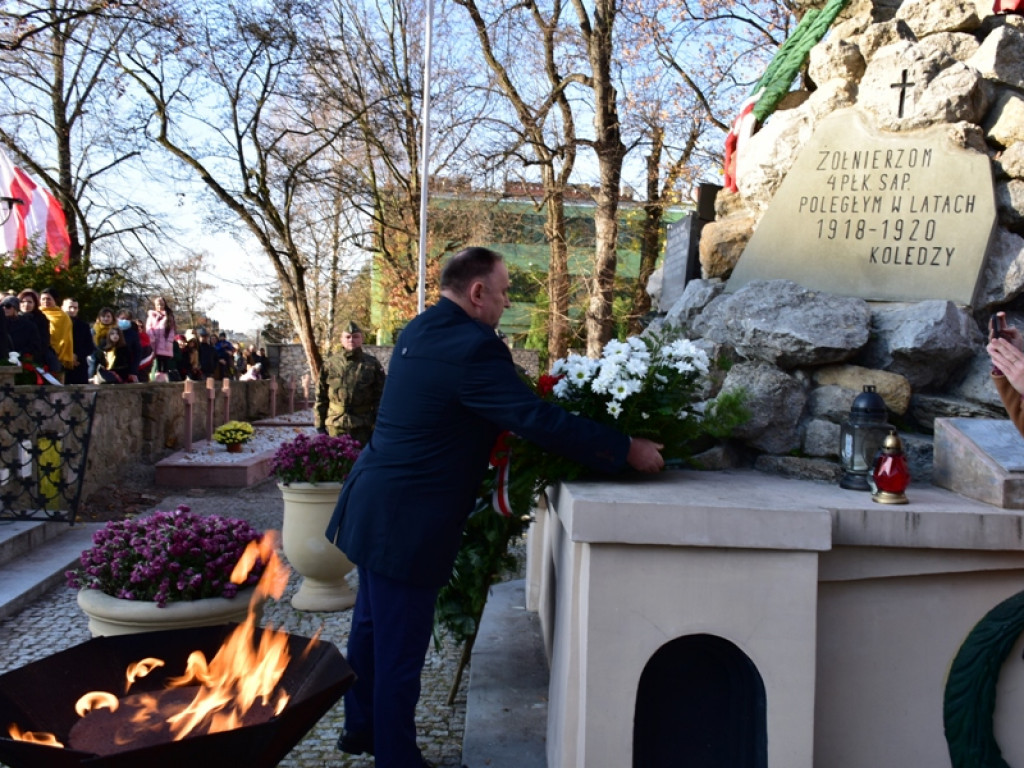 Sandomierz. Obchody Narodowego Święta Niepodległości. W przemówieniach nawiązania do obecnej sytuacji w kraju [zdjęcia]
