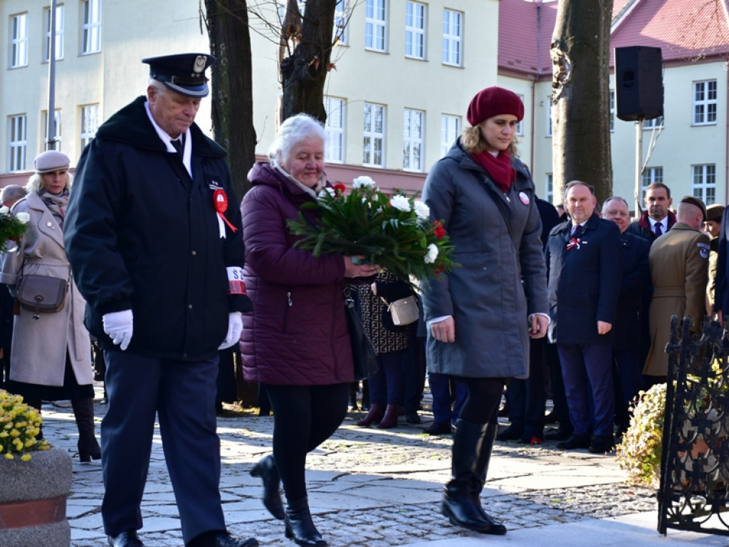 Sandomierz. Obchody Narodowego Święta Niepodległości. W przemówieniach nawiązania do obecnej sytuacji w kraju [zdjęcia]