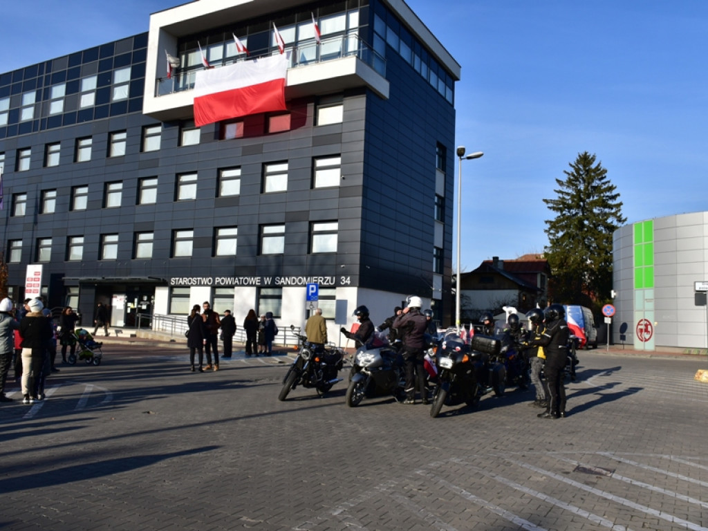 Sandomierz. Obchody Narodowego Święta Niepodległości. W przemówieniach nawiązania do obecnej sytuacji w kraju [zdjęcia]