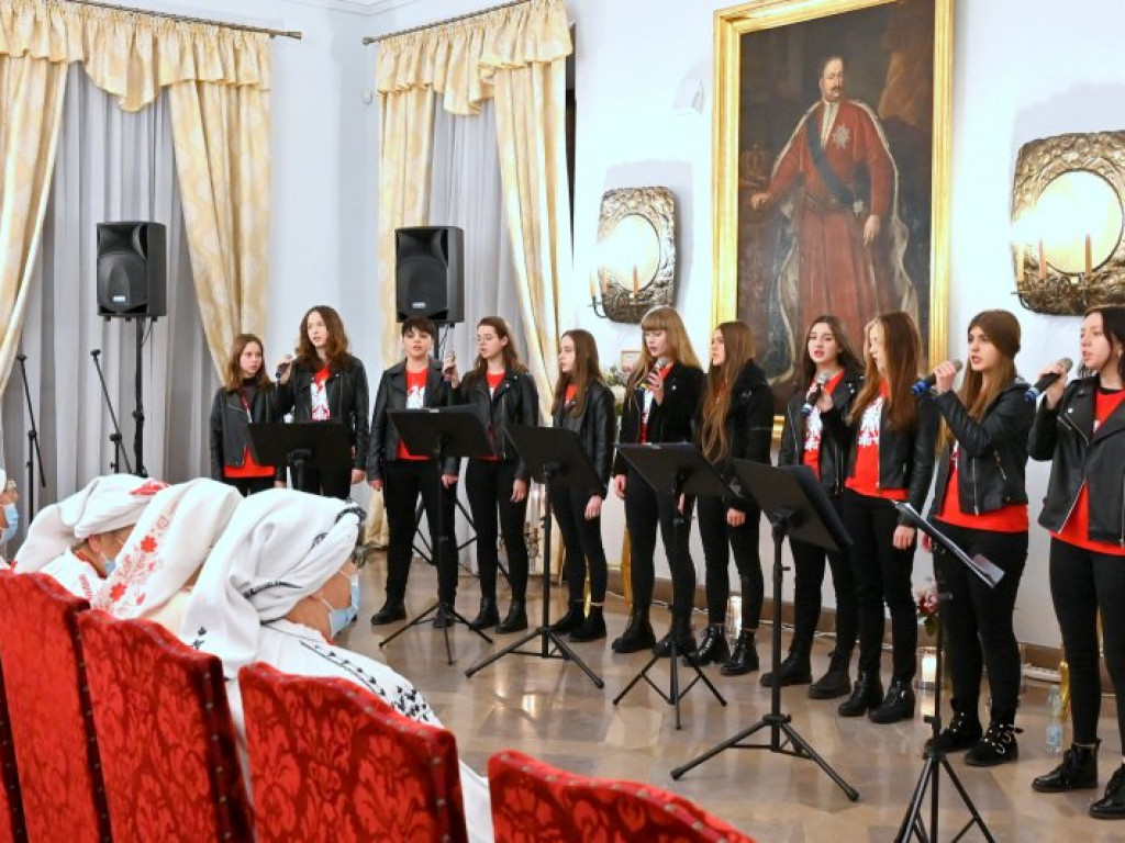 Patriotyczny koncert i wystawa w Zamku w Baranowie Sandomierskim [zdjęcia]