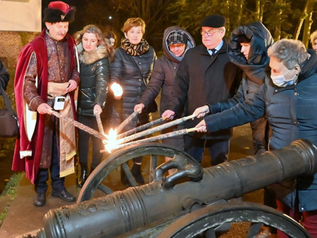 Patriotyczny koncert i wystawa w Zamku w Baranowie Sandomierskim [zdjęcia]