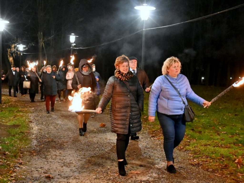 Patriotyczny koncert i wystawa w Zamku w Baranowie Sandomierskim [zdjęcia]