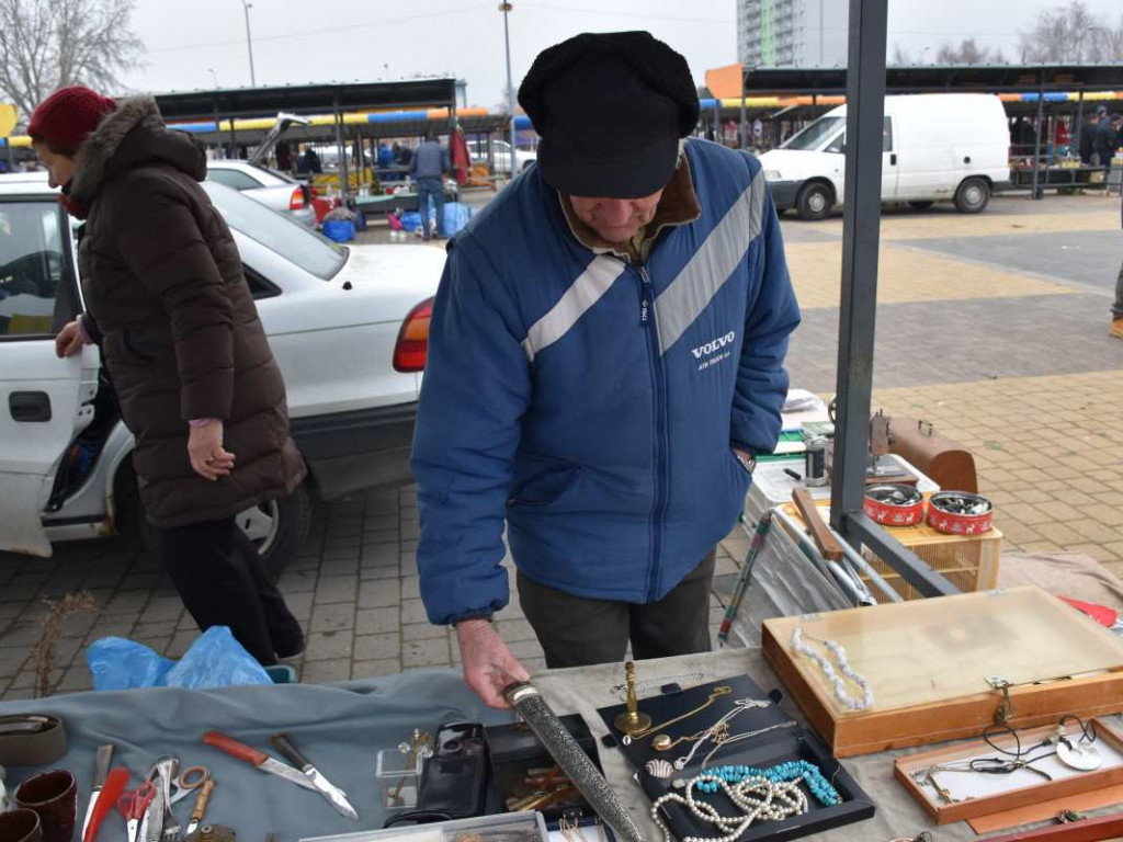 Pchli Targ w Tarnobrzegu znów przyciągnął tłumy ludzi [zdjęcia]