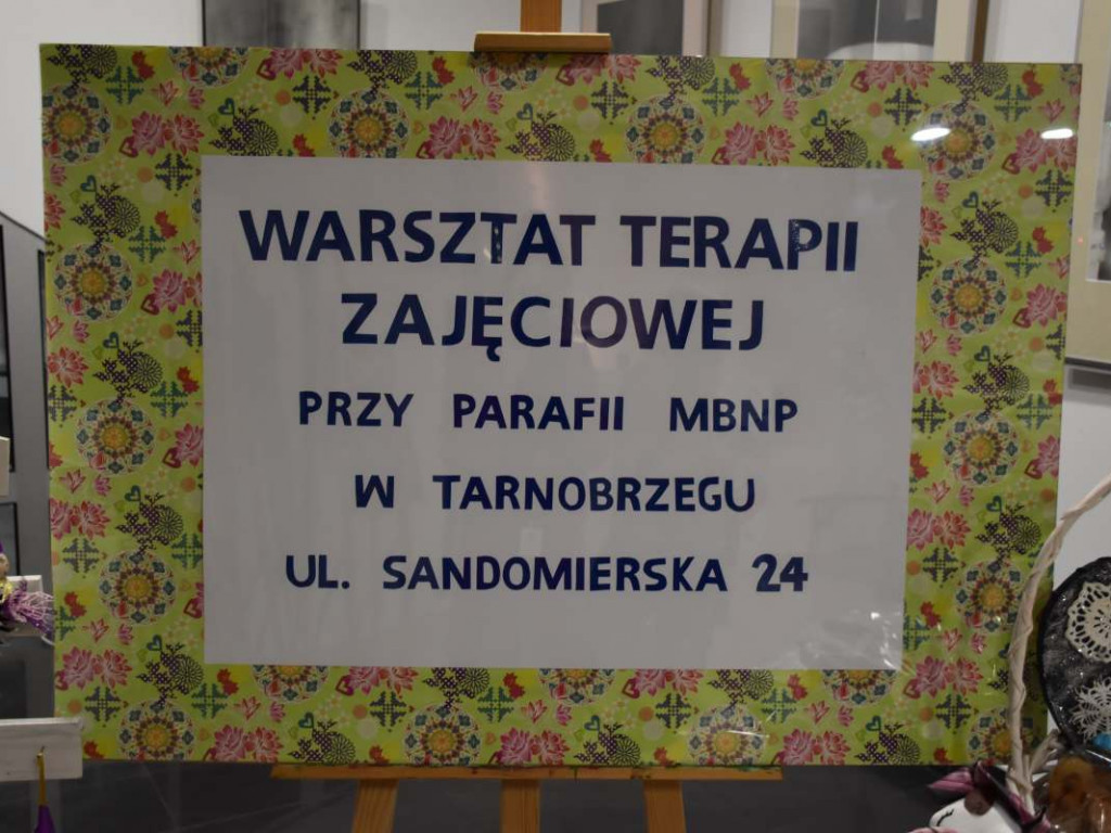 Debaty z działaczami, wolontariuszami i koncert Sviatyja. W Tarnobrzegu odbyła się I Powiatowa Gala Wolontariatu [zdjęcia]