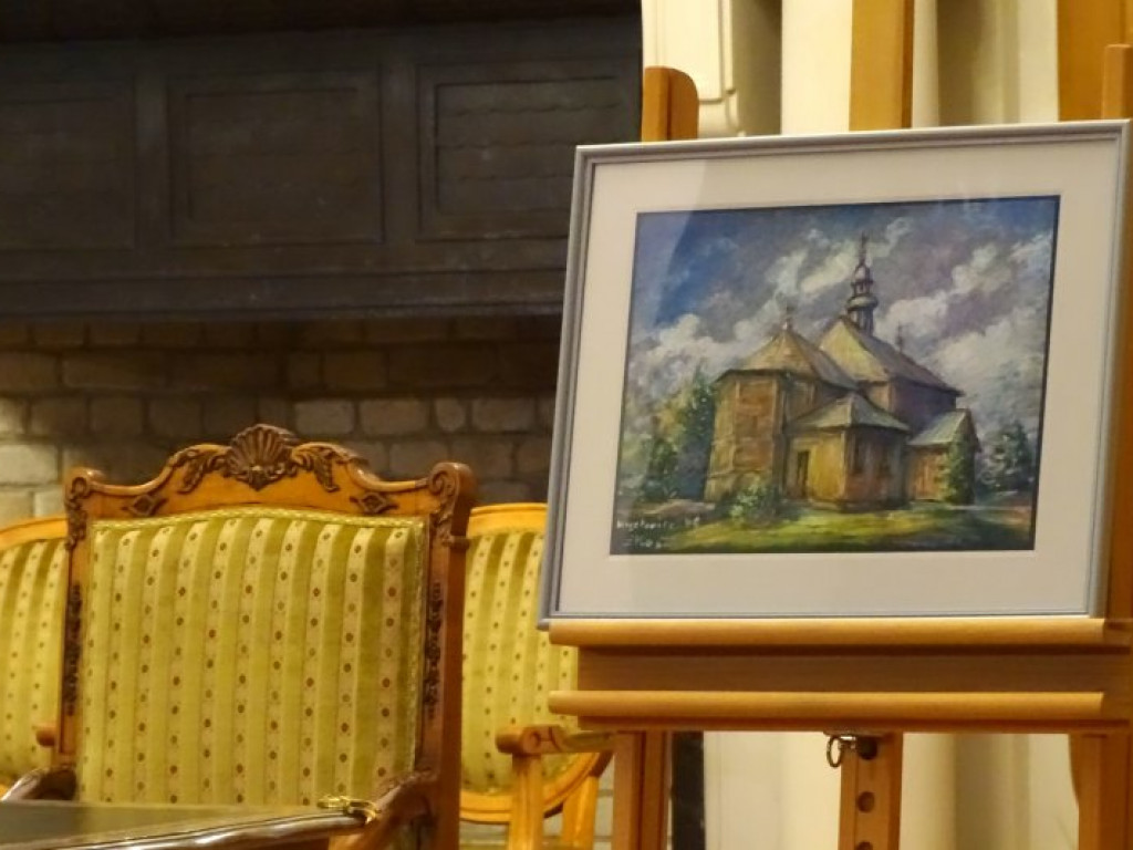 Tarnobrzeg. Aukcja obrazów w zamku. Zebrali kilkanaście tysięcy złotych na ratowanie najstarszego w regionie cmentarza [zdjęcia]
