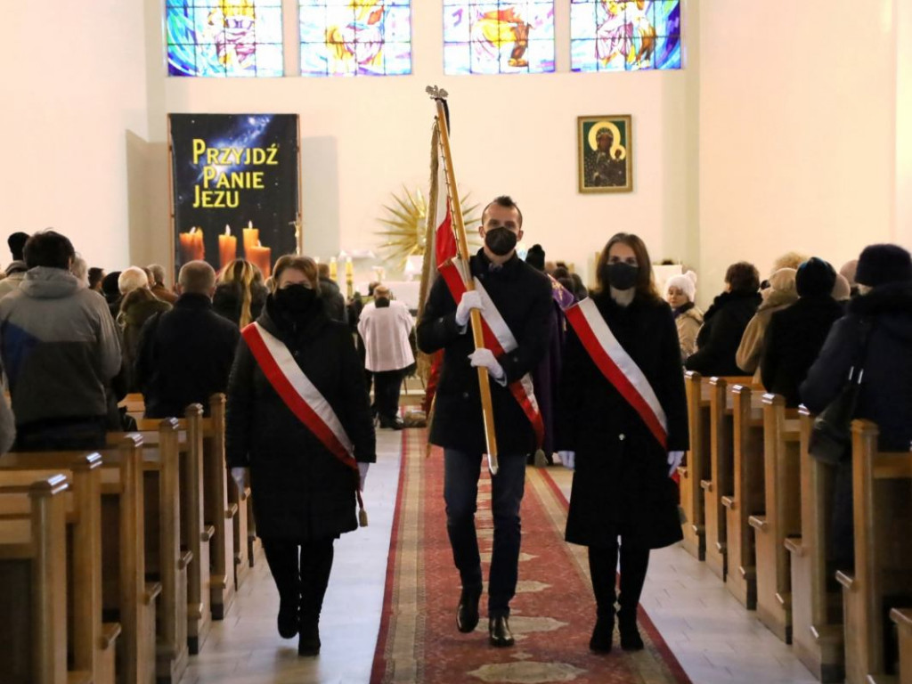 W Staszowie pożegnano zasłużoną nauczycielkę Annę Andrzejczuk [zdjęcia]