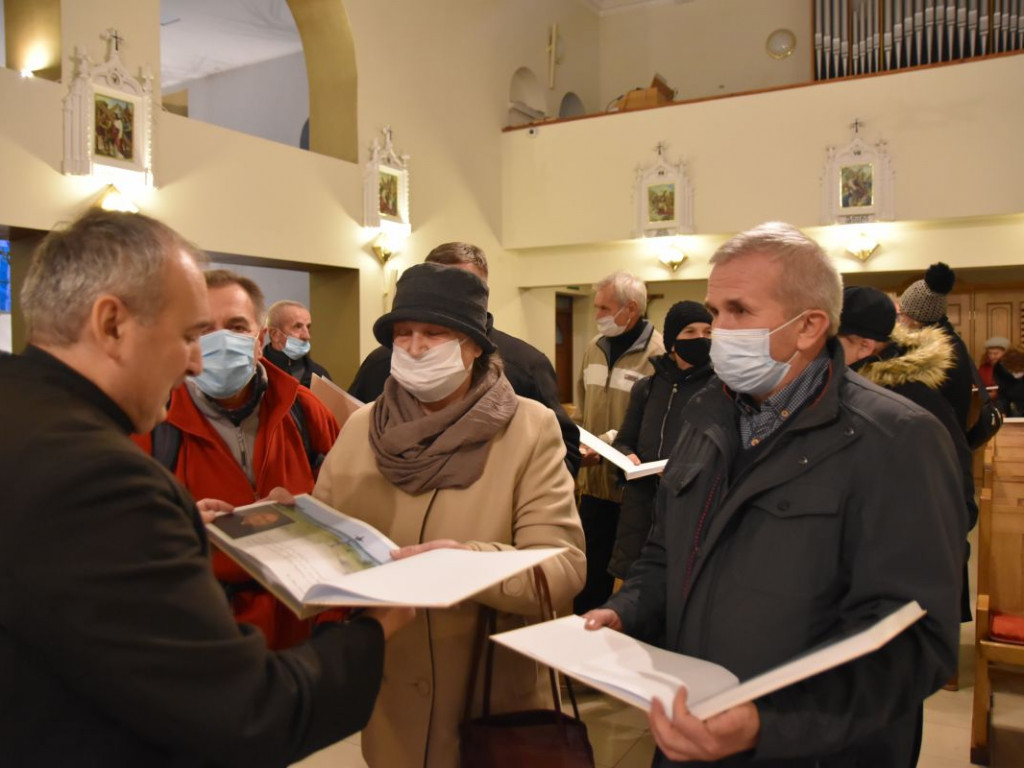 Ukazała się trzecia część książki pt. 