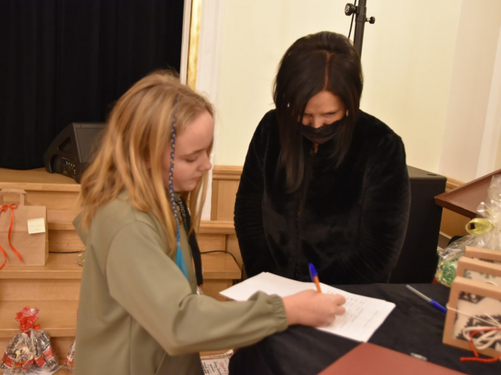 Konkursy Fundacji Serce Lasowiackie rozstrzygnięte. Laureaci odebrali nagrody w Tarnobrzeskim Domu Kultury [zdjęcia]