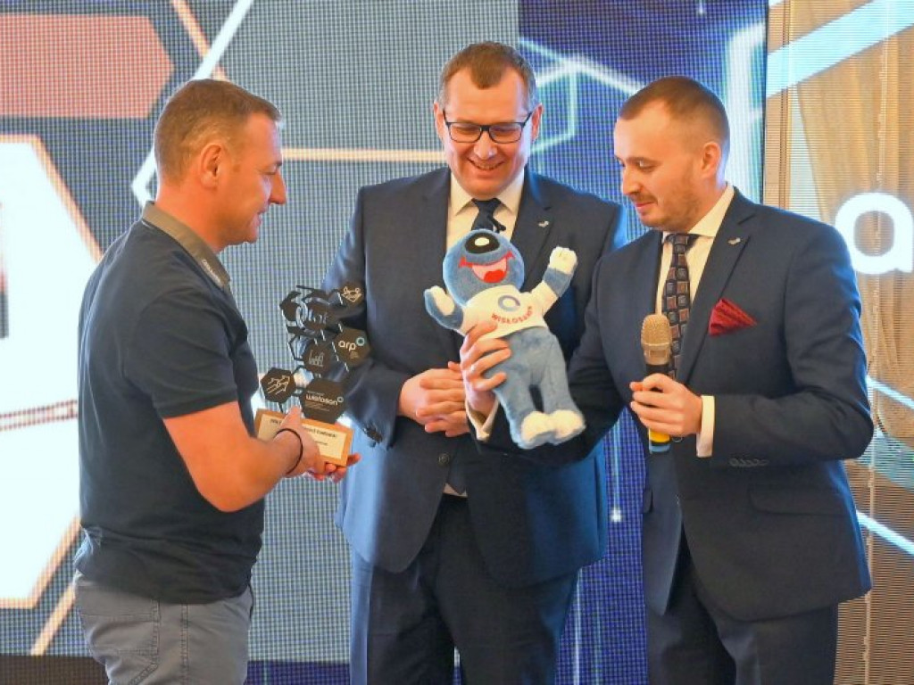 Tarnobrzeska Specjalna Strefa Ekonomiczna podsumowała rok 2021. Konferencja na zamku w Baranowie Sandomierskim [zdjęcia]