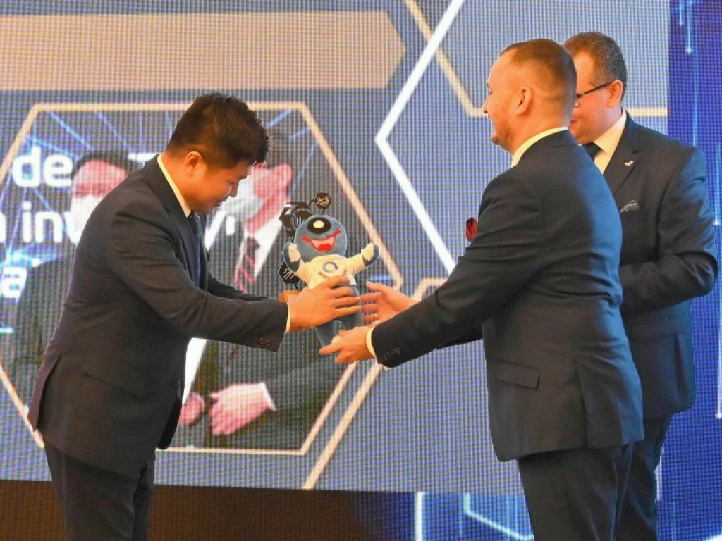 Tarnobrzeska Specjalna Strefa Ekonomiczna podsumowała rok 2021. Konferencja na zamku w Baranowie Sandomierskim [zdjęcia]