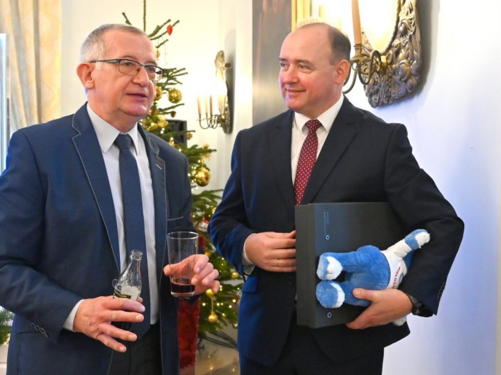 Tarnobrzeska Specjalna Strefa Ekonomiczna podsumowała rok 2021. Konferencja na zamku w Baranowie Sandomierskim [zdjęcia]