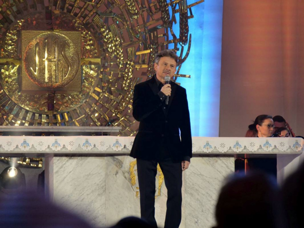Wyjątkowy koncert, milicjanci i robotnicy. Stalowowolanie uczcili rocznicę wprowadzenia stanu wojennego [zdjęcia]