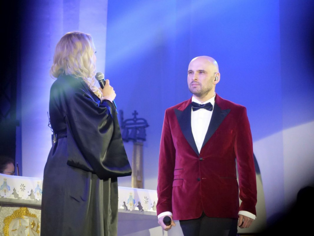 Wyjątkowy koncert, milicjanci i robotnicy. Stalowowolanie uczcili rocznicę wprowadzenia stanu wojennego [zdjęcia]