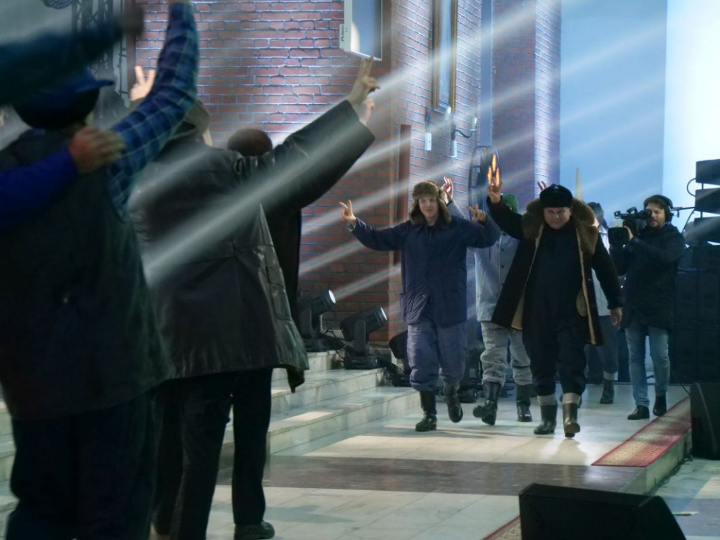 Wyjątkowy koncert, milicjanci i robotnicy. Stalowowolanie uczcili rocznicę wprowadzenia stanu wojennego [zdjęcia]