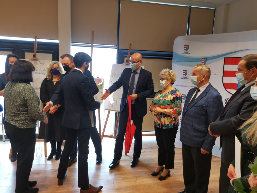 Sandomierz. Prymusi otrzymali stypendia premiera [zdjęcia]