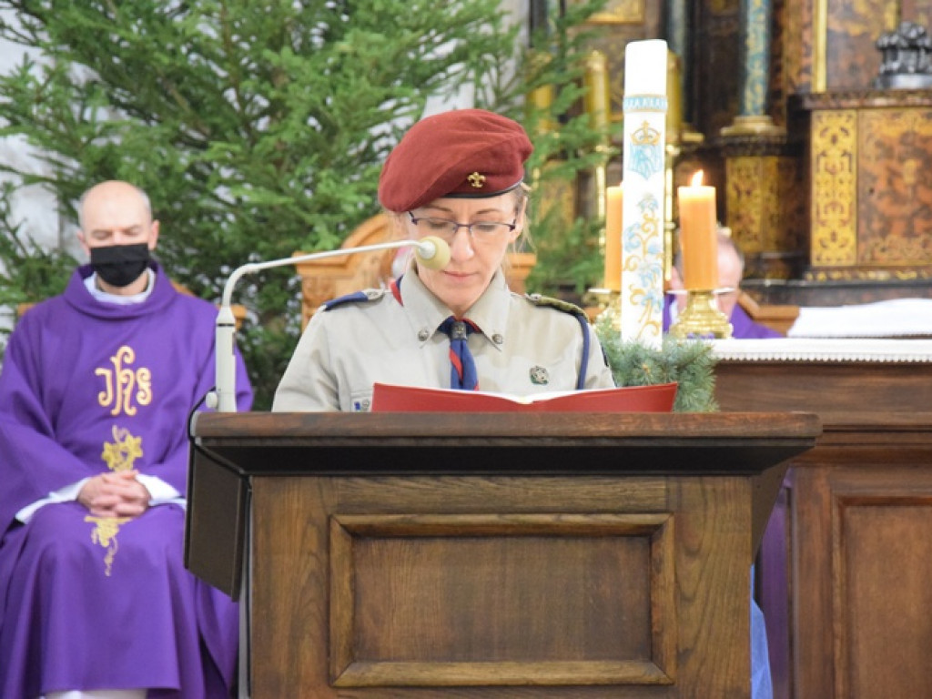 Betlejemskie Światło Pokoju dotarło do Sandomierza [zdjęcia]