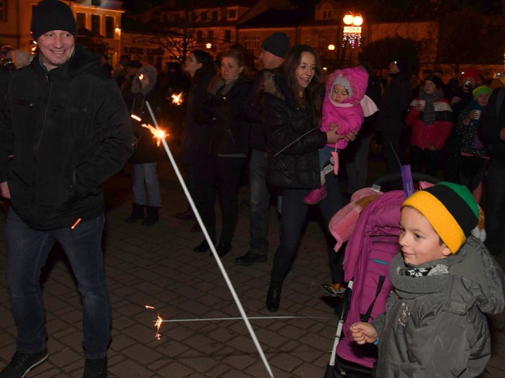 Zobacz jak wcześniej wyglądał Sylwester w Tarnobrzegu [zdjęcia]