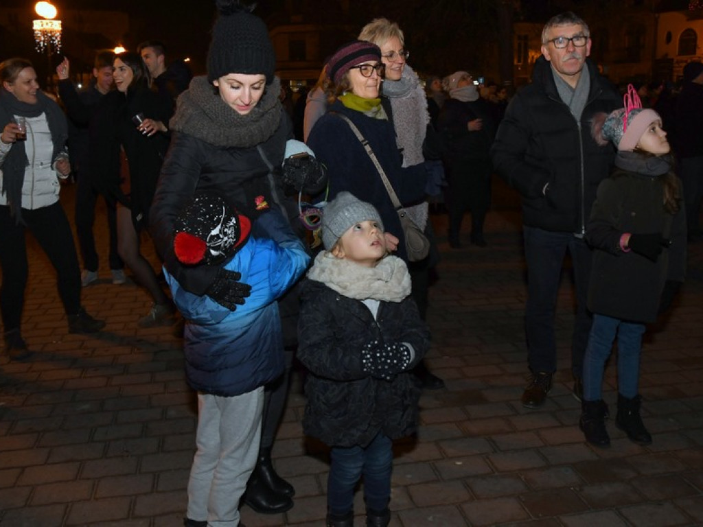 Zobacz jak wcześniej wyglądał Sylwester w Tarnobrzegu [zdjęcia]