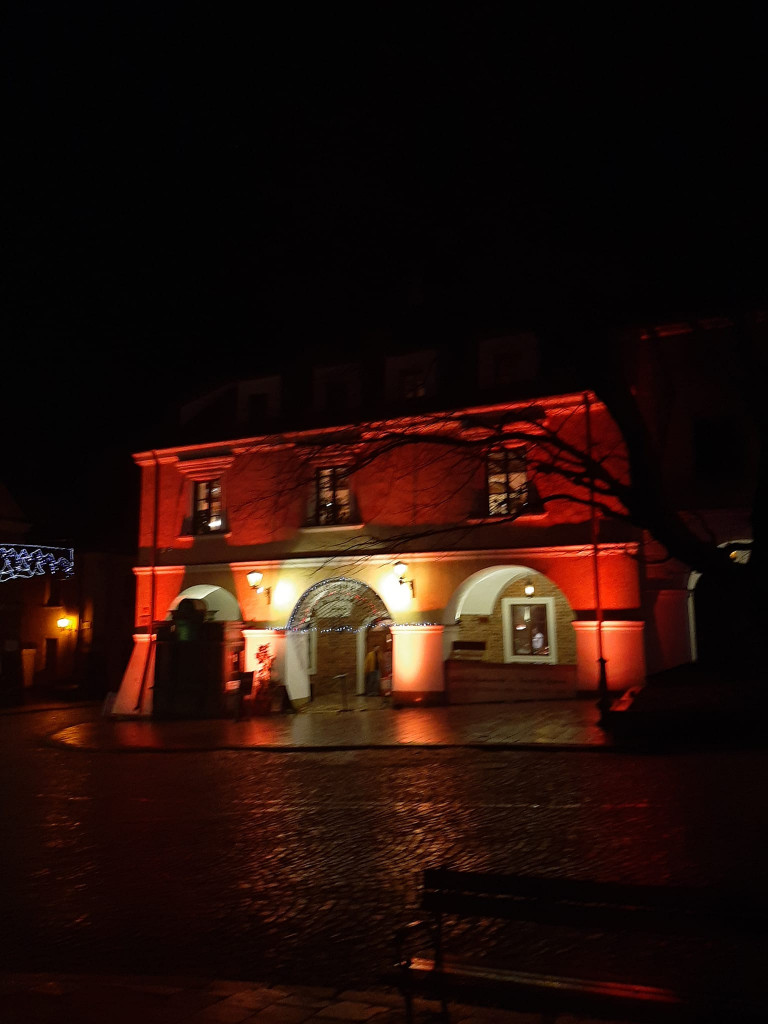 Sandomierz. Sylwester z kolorowymi iluminacjami [zdjęcia]