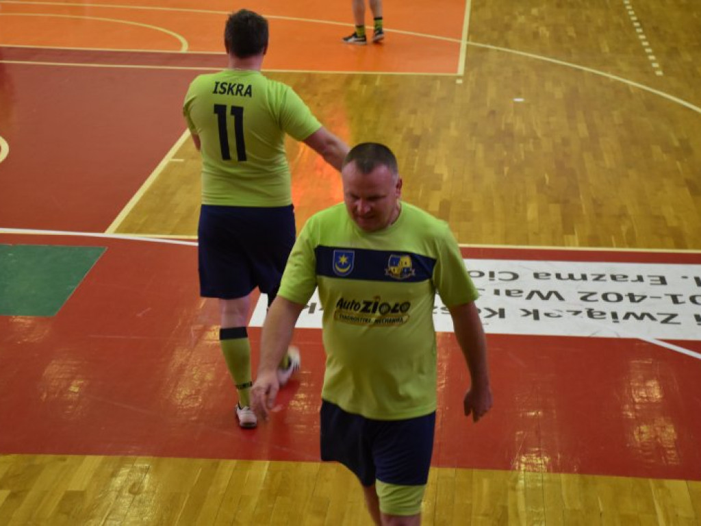 Gwiazdy i licytacje na turnieju 