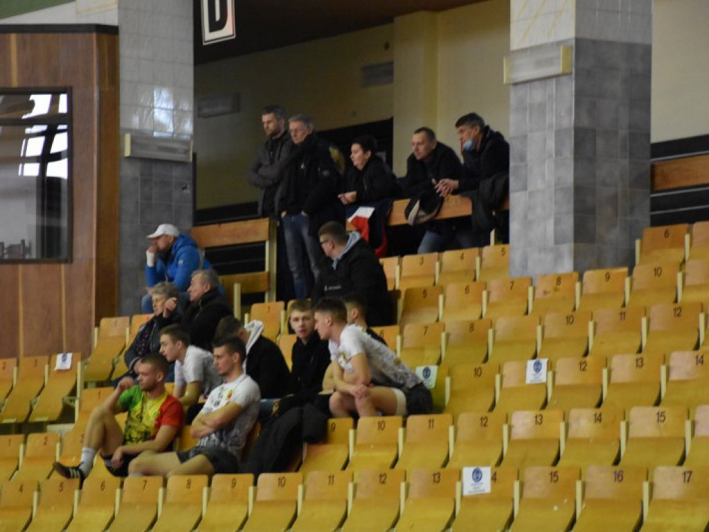 Gwiazdy i licytacje na turnieju 