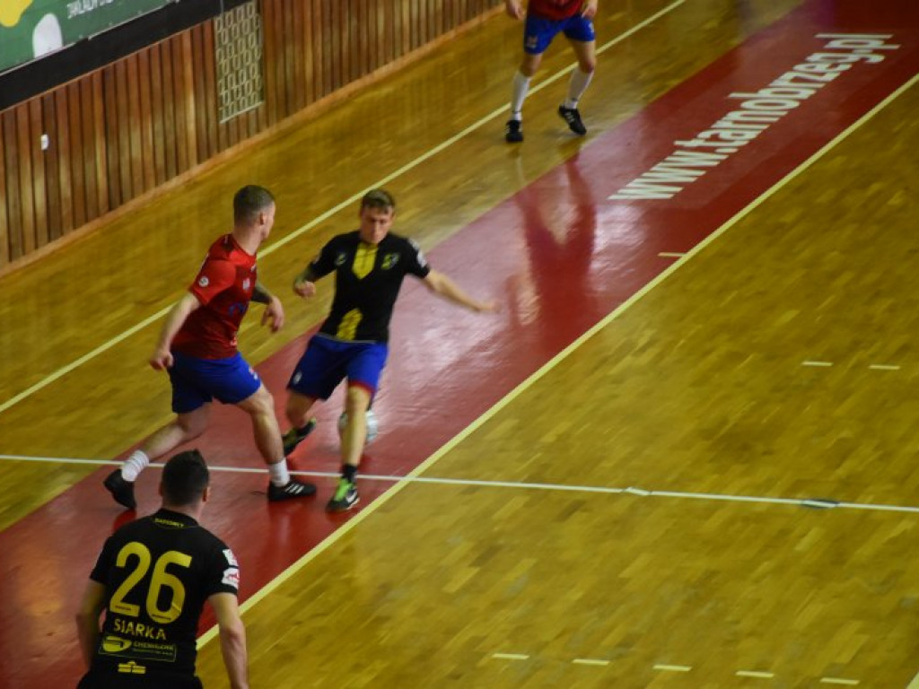 Gwiazdy i licytacje na turnieju 