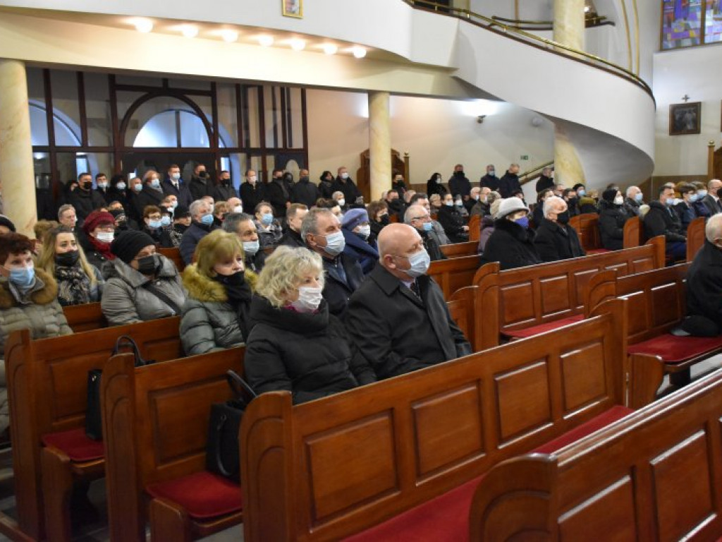 Pogrzeb Mieczysława Machulaka, wieloletniego sekretarza Połańca, regionalisty [zdjęcia]