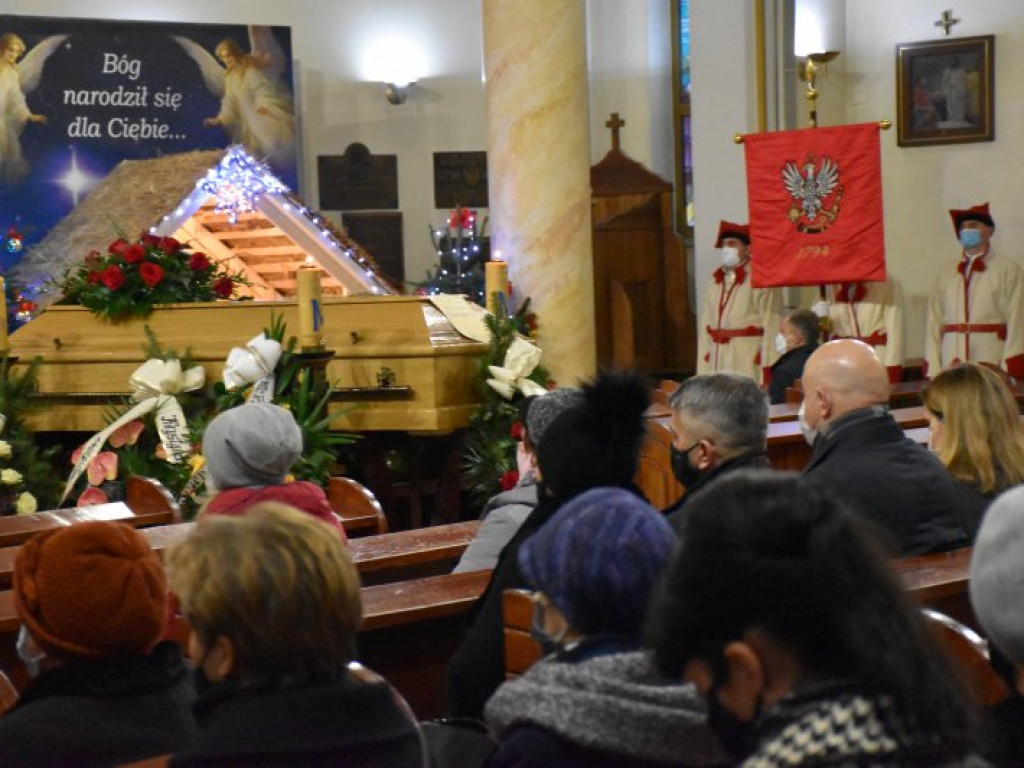 Pogrzeb Mieczysława Machulaka, wieloletniego sekretarza Połańca, regionalisty [zdjęcia]